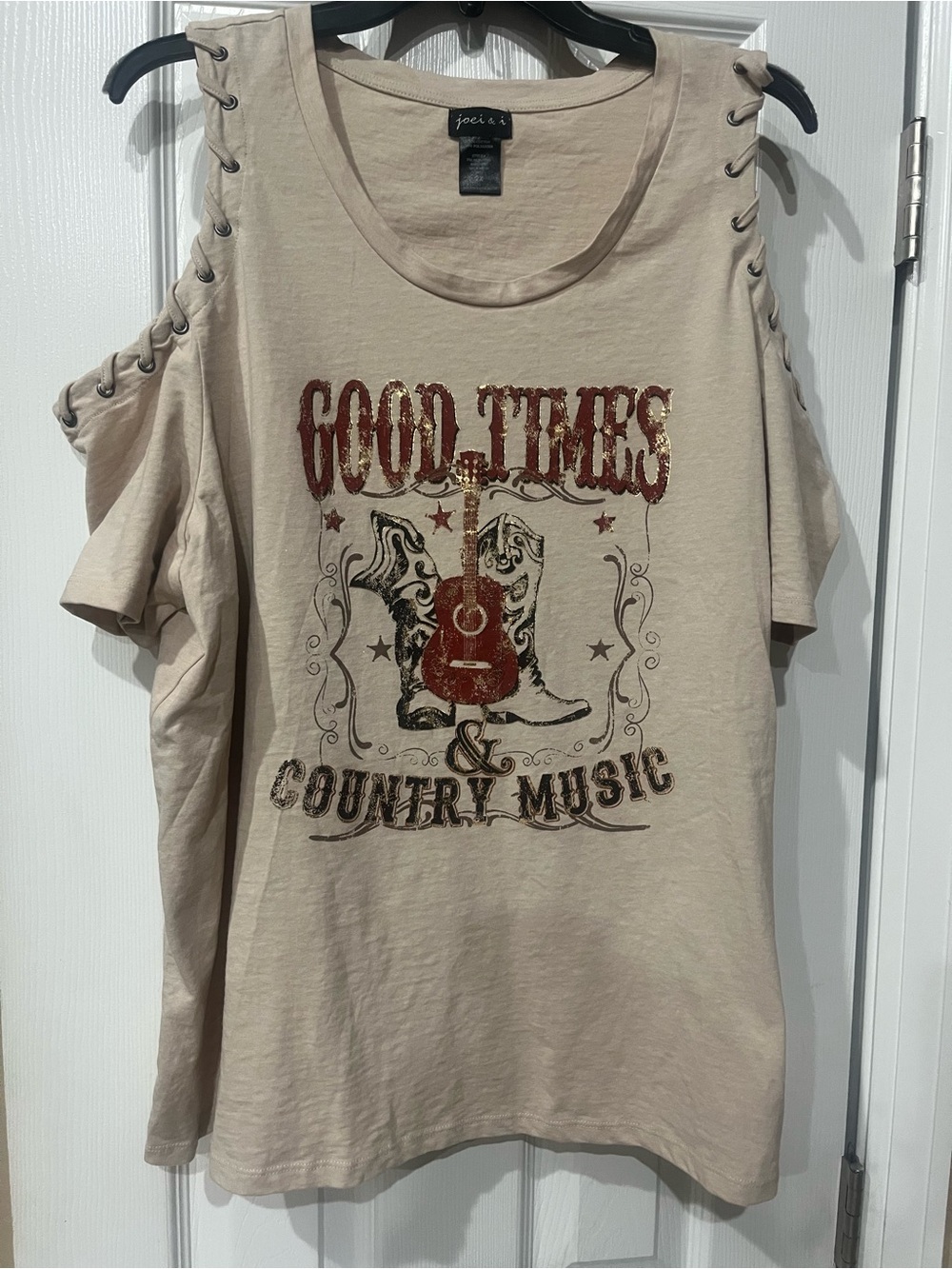 Cold shoulder western tee shirt size 2x